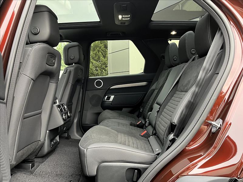 Land Rover Discovery (2026) 3,0 D350 LANDMARK AWD* - fotka 24 z 28