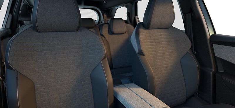 Peugeot 5008 (2026) ALLURE Hybrid 145 e-DCS6 - fotka 6 z 9