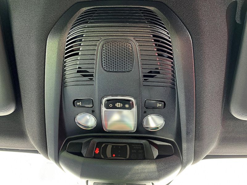 Peugeot 3008 ALLURE PACK 1.5 BHDi 96kW AT8 - fotka 21 z 27