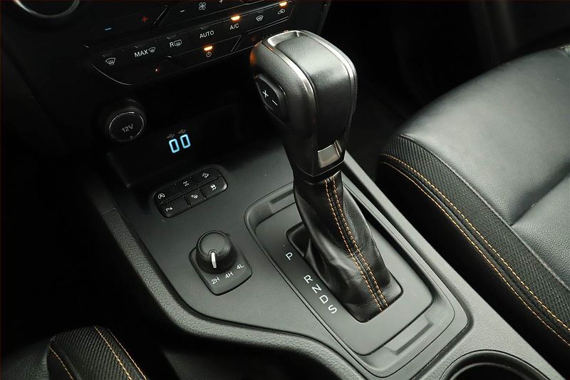 Ford Ranger (2021) 2.0 EcoBlue - fotka 12 z 17