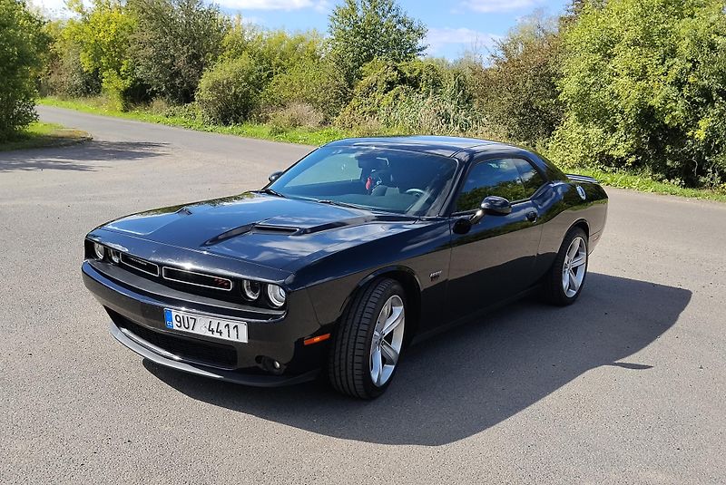 Dodge Challenger (2018) HEMI 5,7 manuál - fotka 6 z 20