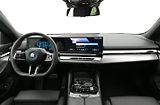 BMW i5 xDrive40 Touring M SoH 93% Kam - náhled 4