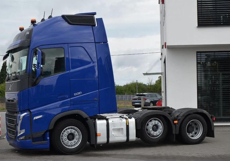 Volvo FH (2022) 450 6x2 tahač EURO 6 - fotka 2 z 17