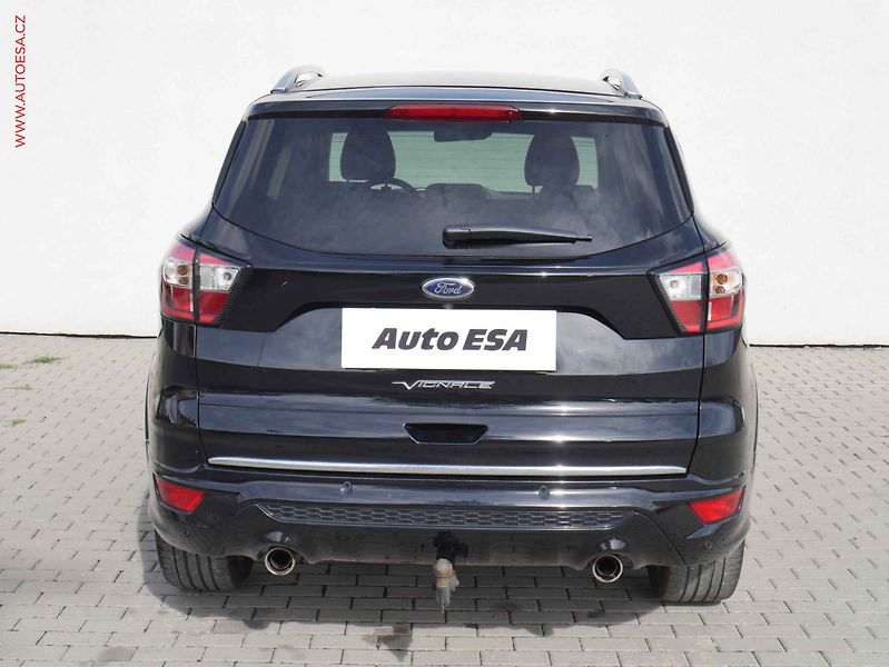Ford Kuga (2019) 1.5 EB 4x4, Vignale, AT - fotka 5 z 22
