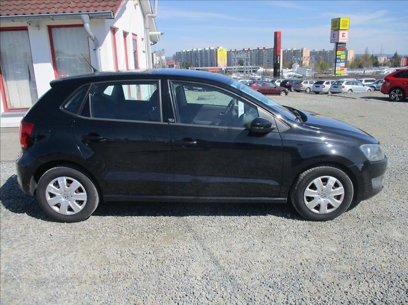 Volkswagen Polo 1,2 i,klimatizace, ABS,ASR, - fotka 4 z 31