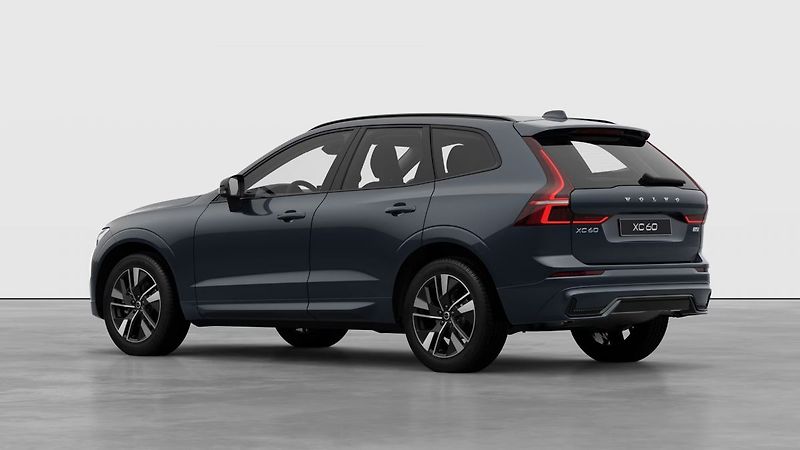 Volvo XC60 (2026) B5 2.0L 250+14 HP AT8 FWD PLUS - fotka 6 z 7
