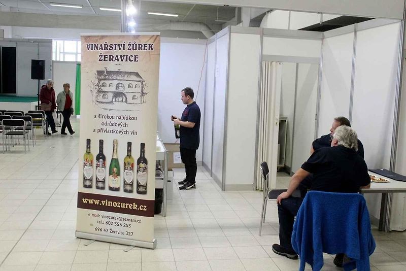 Autosalon Kola 2023 v Lysé v pátek 3. listopadu.