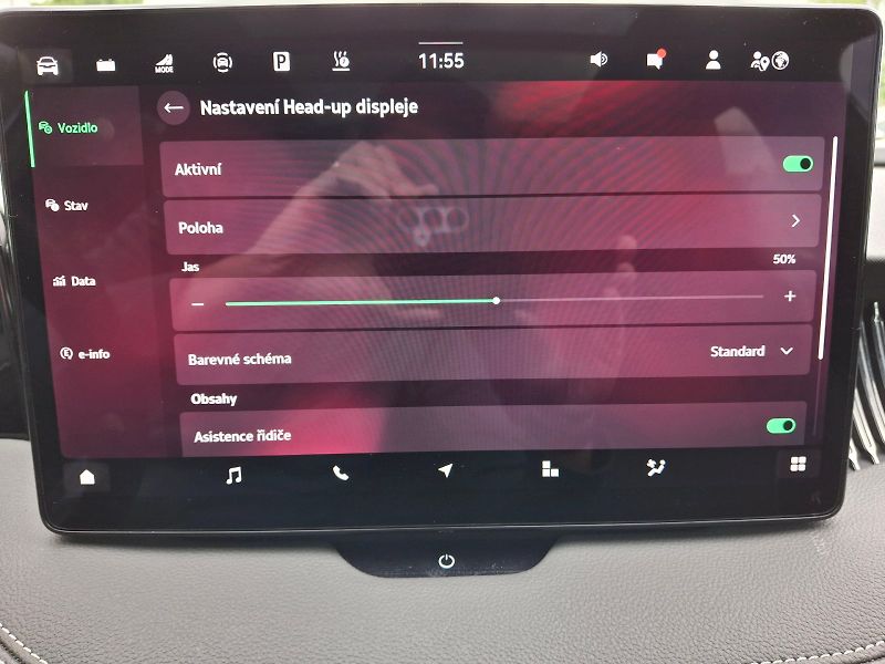 Škoda Superb (2025) Combi iV SportLine DSG 1,5TSi - fotka 17 z 35