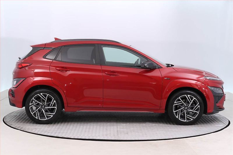 Hyundai Kona (2022) N-Line 1.0 T-GDI, Serv.kniha - fotka 6 z 18