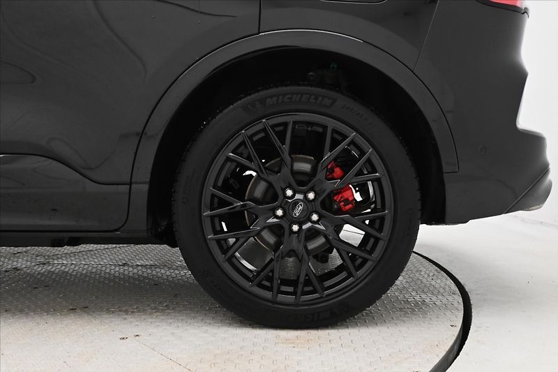 Ford Kuga 2,5 PLUG-IN 112 kW ST-LINE Zár - fotka 32 z 32