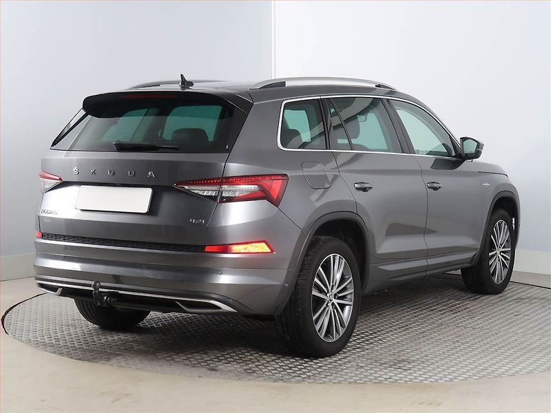Škoda Kodiaq (2023) 2.0 TDI - fotka 5 z 25