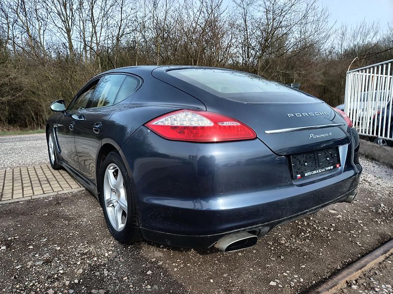 Porsche Panamera (2010) 3.6 220kw 4x4 Top!!! - fotka 24 z 60