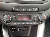 Kia Ceed (2017) 1.6 GDi, AC, navi, kamera - náhled 14