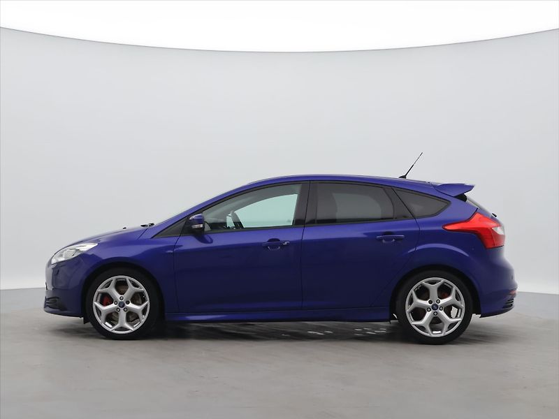 Ford Focus 2,0 EB 184kW ST Aut.klima - fotka 4 z 34