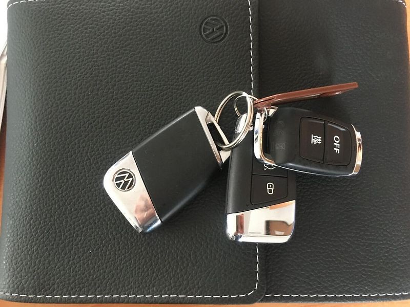 Volkswagen Arteon Shooting Brake (2020) 2.0 TDi R-Line 4x4 147kW - fotka 29 z 33