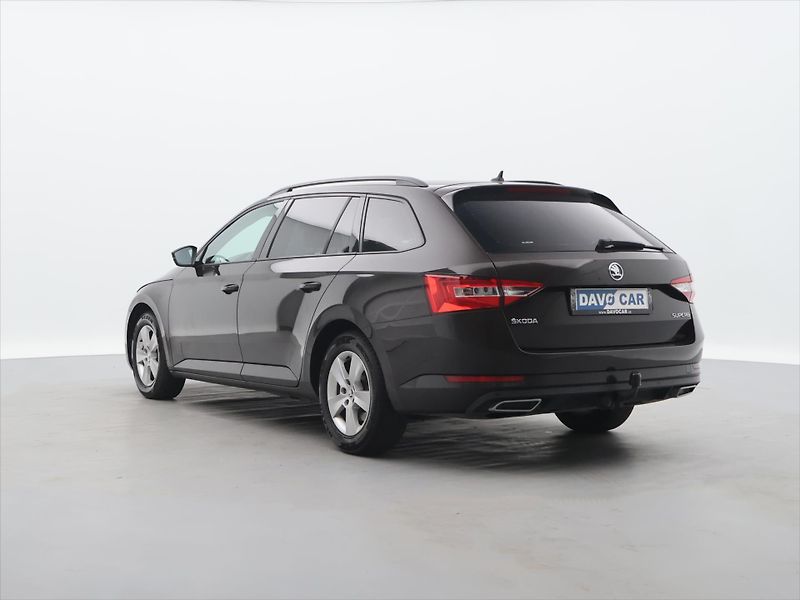 Škoda Superb 1,6 TDI 88kW Aut.klima Tažné - fotka 5 z 19