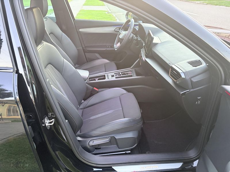 Cupra Formentor 1.5TSI 110KW DSG LED - fotka 53 z 54