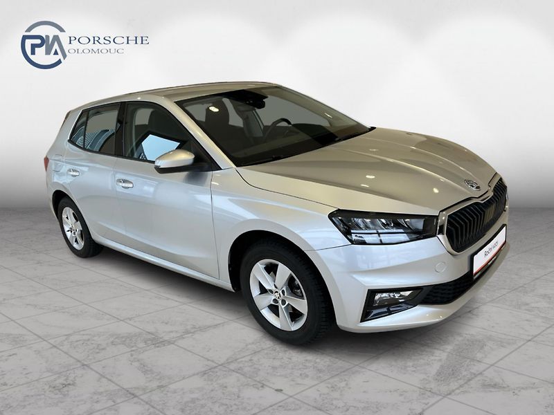 Škoda Fabia 1,0 TSi 70 kW SELECTION - fotka 9 z 25