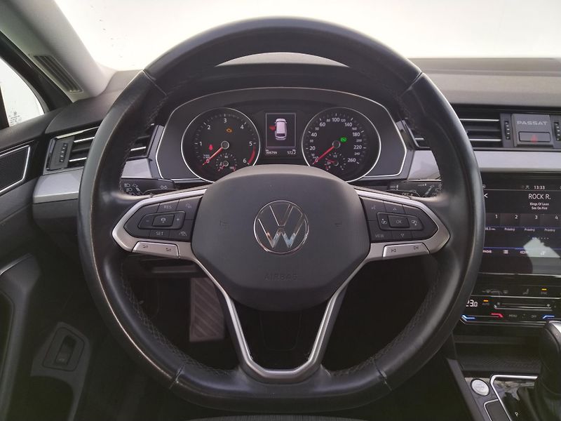 Volkswagen Passat 2.0 TDi DSG 7st. BUSINESS - fotka 18 z 30