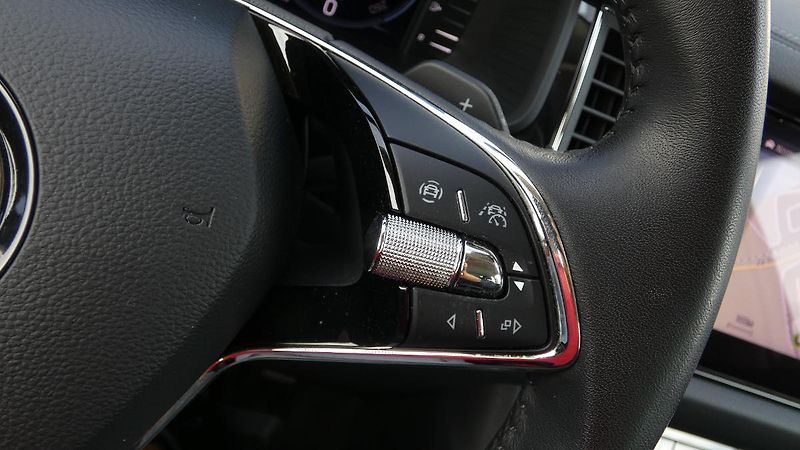 Škoda Kodiaq 2.0 TDI 147 kW L&K 4x4 DSG - fotka 13 z 27