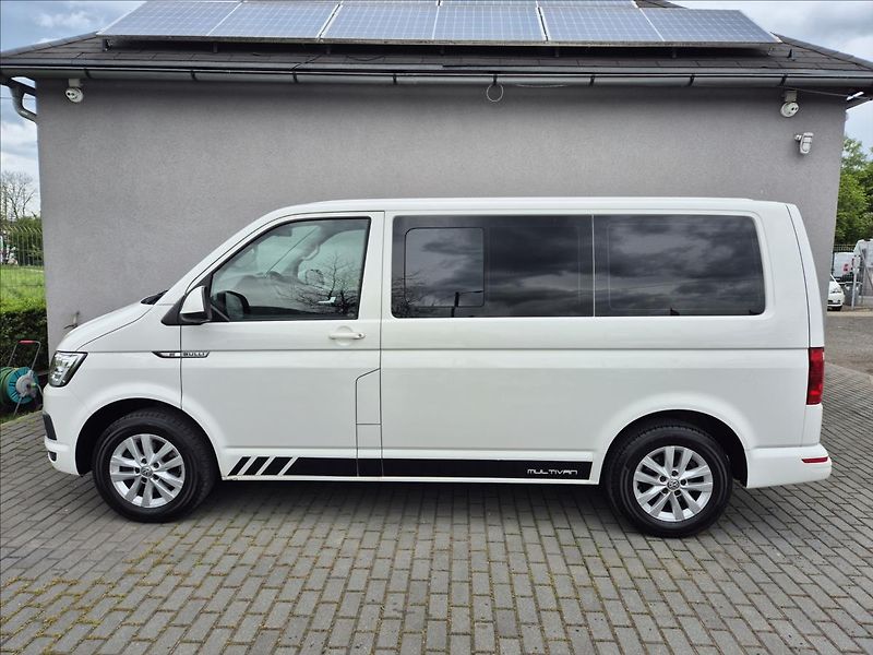 Volkswagen Multivan (2016) 2,0 TDI DSG 110Kw Webasto - fotka 3 z 39