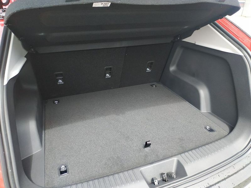 Omoda 5 1.5T Premium, HEV, AT, REZERVA - fotka 29 z 30