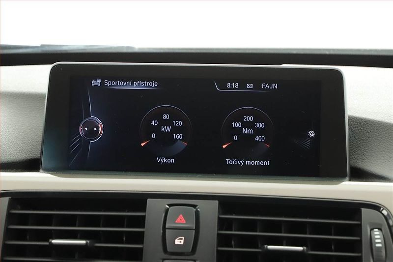 BMW Řada 3 (2014) 320 d xDrive, 4X4, Automat - fotka 14 z 20