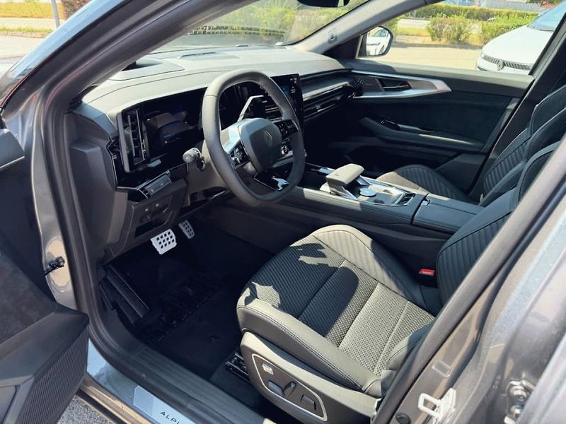 Renault Austral (2026) esprit Alpine full hybrid E-Te - fotka 13 z 25