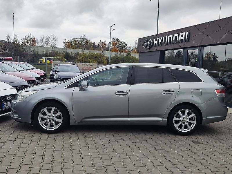 Toyota Avensis 2.2 D-4D/110kW Původ ČR. - fotka 8 z 27