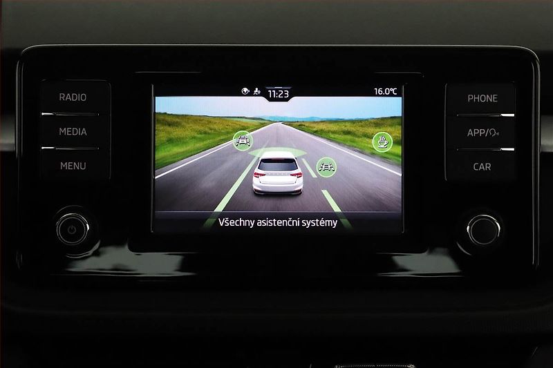 Škoda Fabia (2021) 1.0, Serv.kniha, Tempomat - fotka 13 z 16