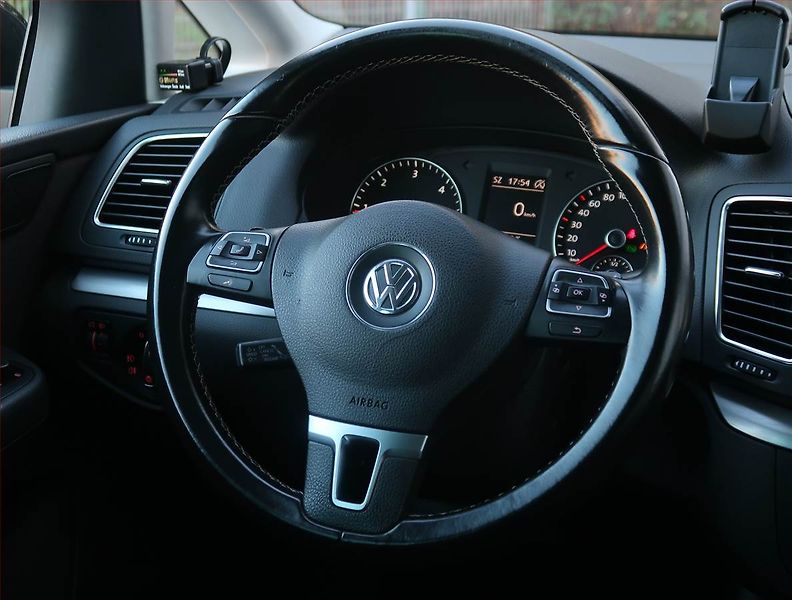 Volkswagen Sharan (2015) 2.0 TDI, Automat, 7 míst, Navi - fotka 18 z 29