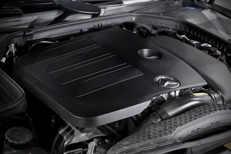 Mercedes-Benz Třídy C 180 T 115 kW 9G-Tronic - fotka 11 z 41
