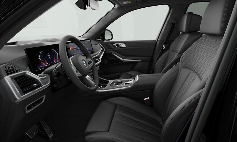 BMW X7 xDrive40d - fotka 3 z 4