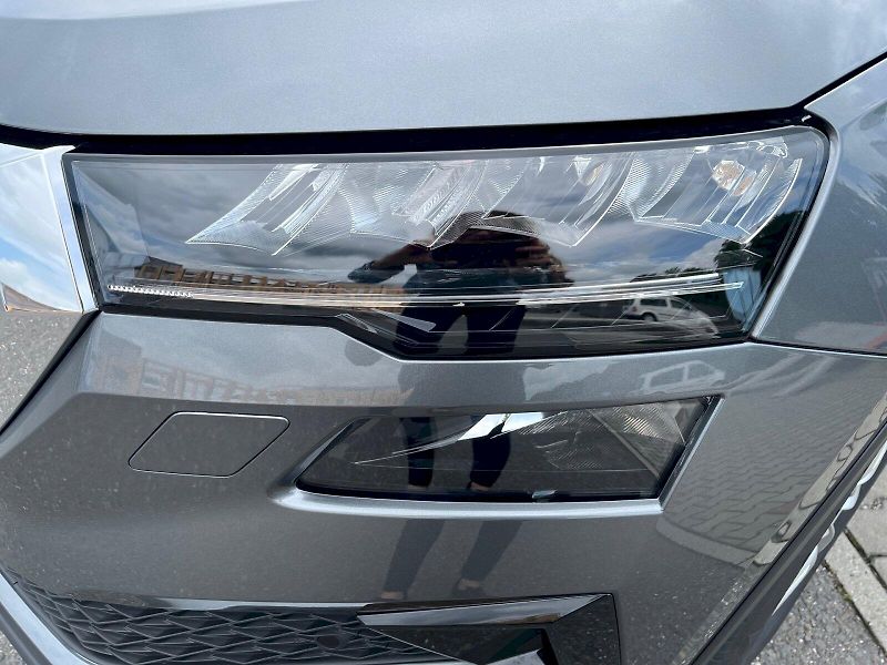 Škoda Karoq (2025) SELECTION 1.5 TSI DSG - fotka 29 z 31