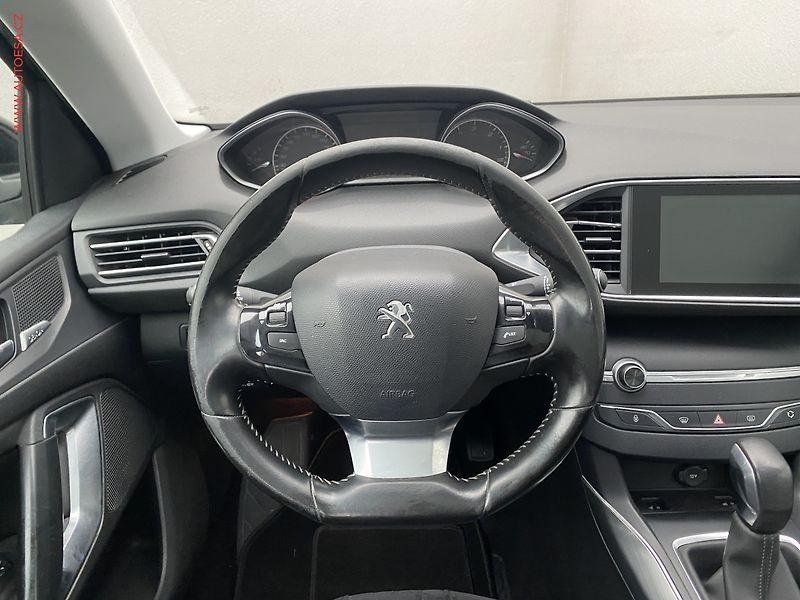 Peugeot 308 (2016) 2.0 HDi, Allure, AT - fotka 11 z 18