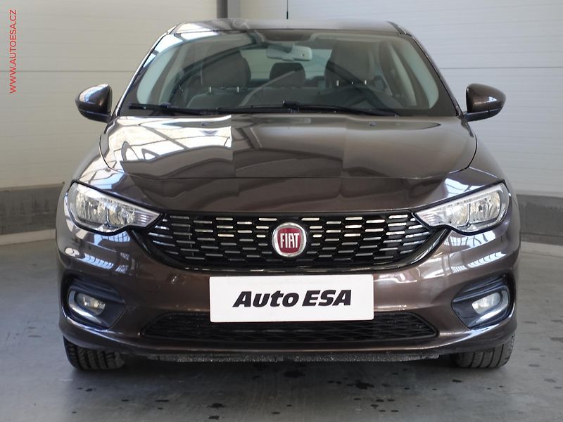 Fiat Tipo (2016) 1.4i, AC, tempo, park.asist - fotka 2 z 20
