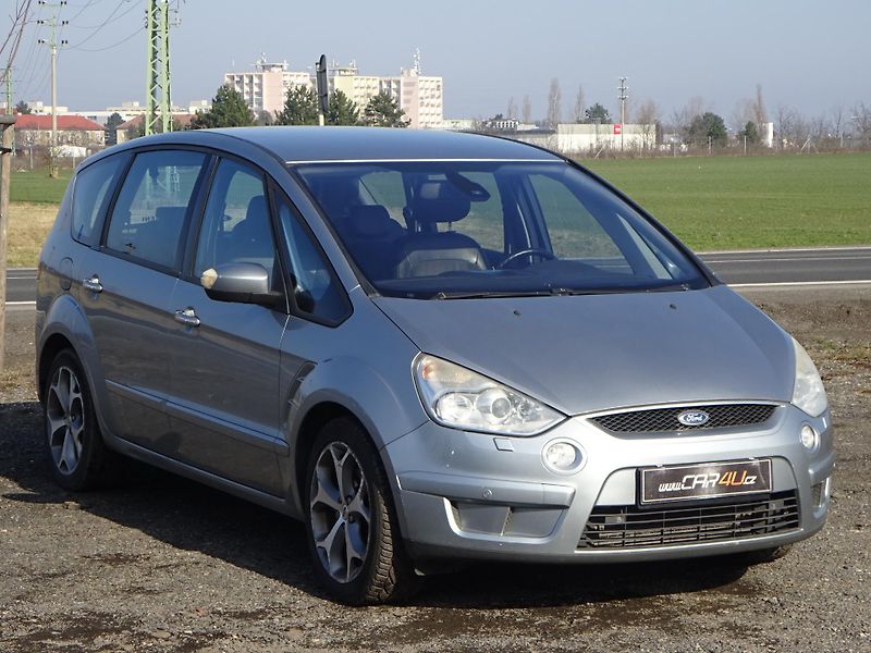 Ford S-MAX 2.0TDCi 103 kW ČR BEZ KOROZE - fotka 2 z 22
