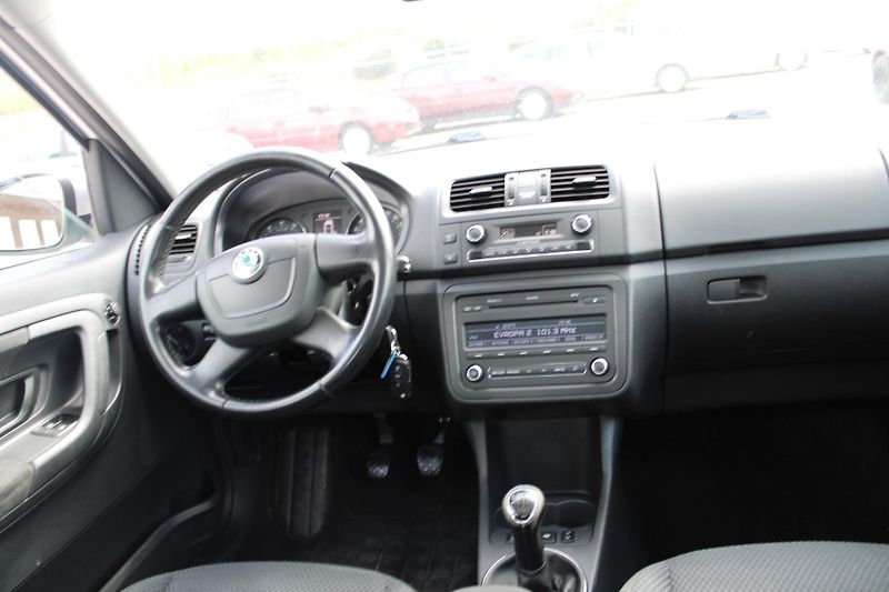 Škoda Roomster (2010) 1,2TSI KLIMA EL.OKNA TEMPOMAT  - fotka 15 z 16