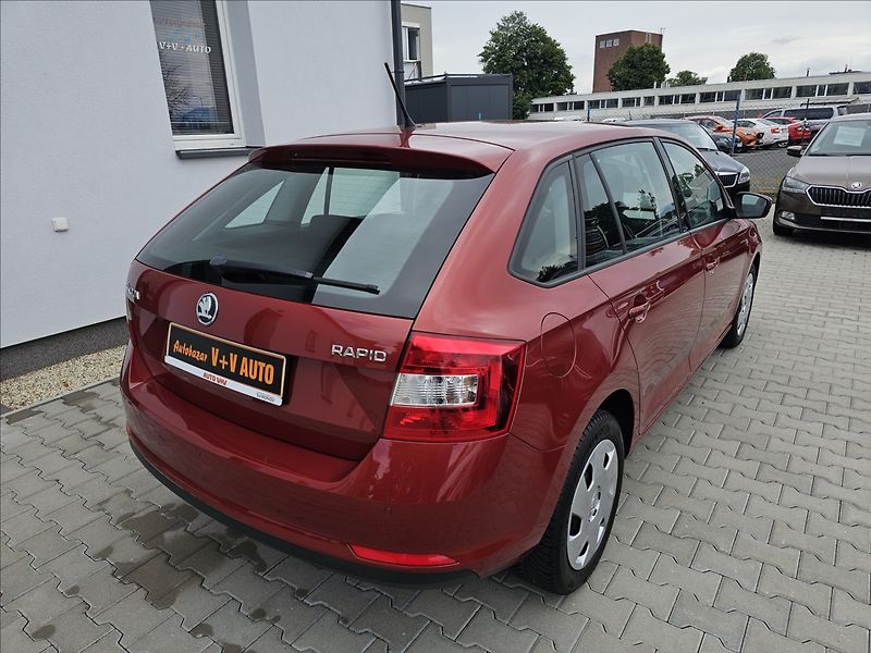 Škoda Rapid 1,2 TSi 63KW Ambition KLIMA AL - fotka 6 z 37