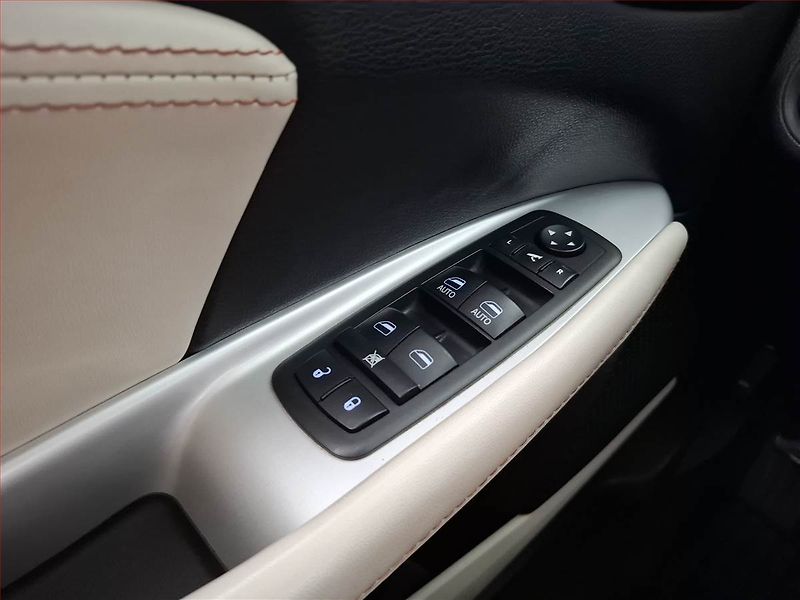 Fiat Freemont (2013) 2.0 MultiJet, 4X4, Automat - fotka 20 z 22