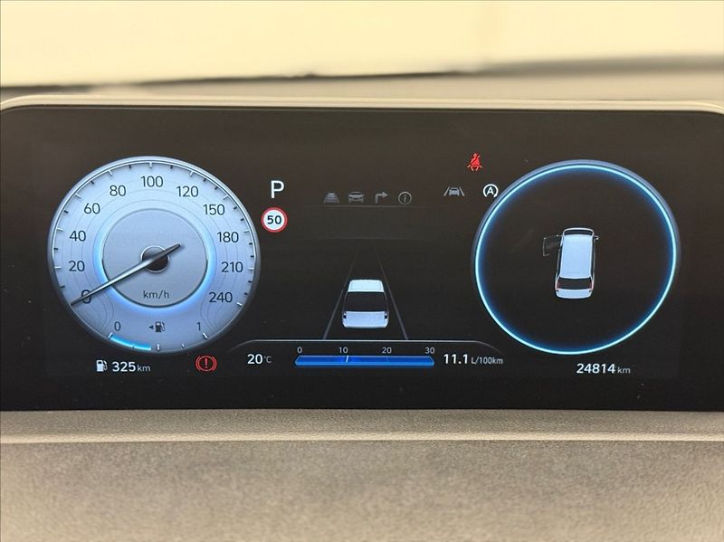 Hyundai Staria 2,2 CRDI PREMIUM LUXURY PANO - fotka 23 z 26