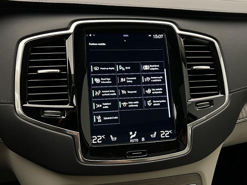 Volvo XC90 B5 AWD INSCRIPTION  - fotka 35 z 44