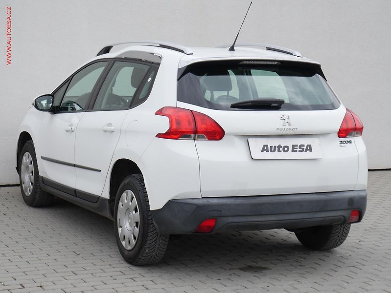 Peugeot 2008 (2014) 1.6 HDI, 1.maj,ČR, AC, temp - fotka 6 z 14