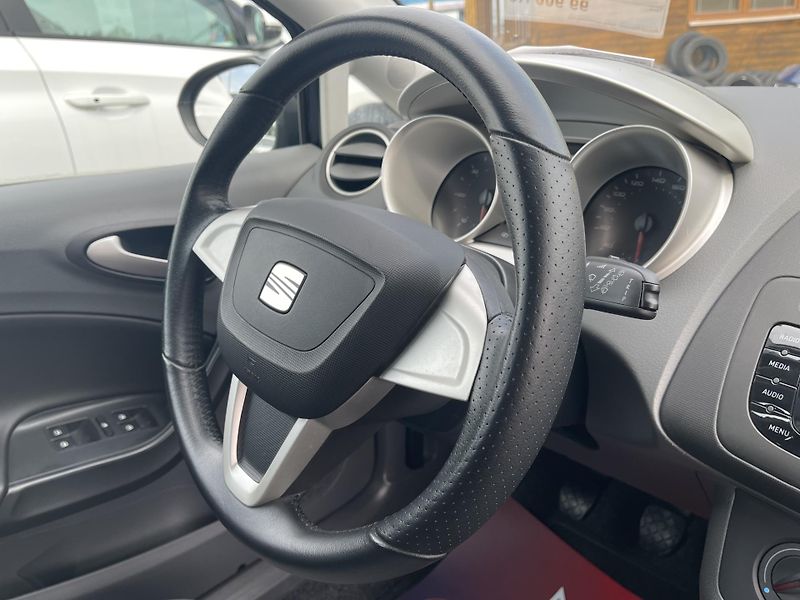 Seat Ibiza 1.2 TDi NEHAVAR-jen 65 000 km! - fotka 33 z 37