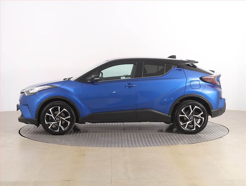 Toyota C-HR (2017) Selection 1.2 Turbo - fotka 3 z 19