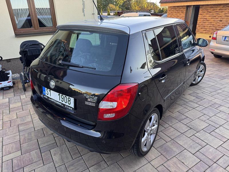 Škoda Fabia 1.4i 63KW ELEGANCE - fotka 4 z 20