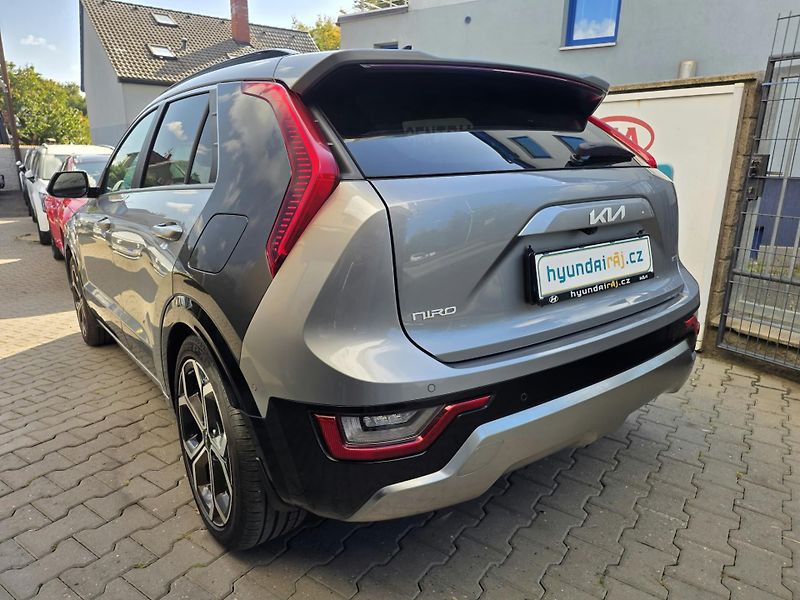 Kia Niro 1.6-HYBRID-V ZÁRUCE-NAVI-KŮŽE - fotka 11 z 26