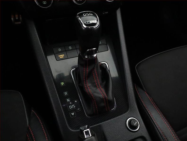 Škoda Octavia (2015) RS 2.0 TDI, Automat, Navi - fotka 13 z 14
