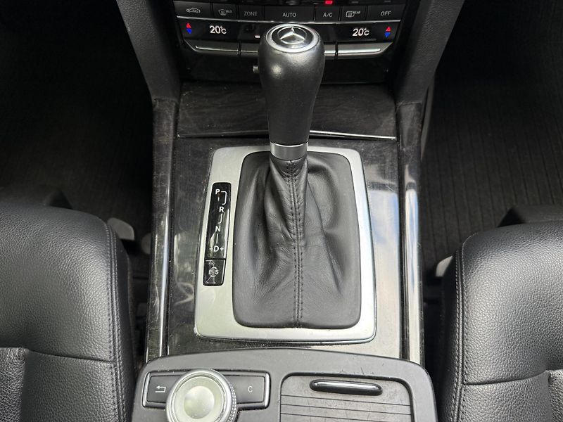 Mercedes-Benz Třídy E 250 CDI 150kW TAŽNÉ - fotka 18 z 21