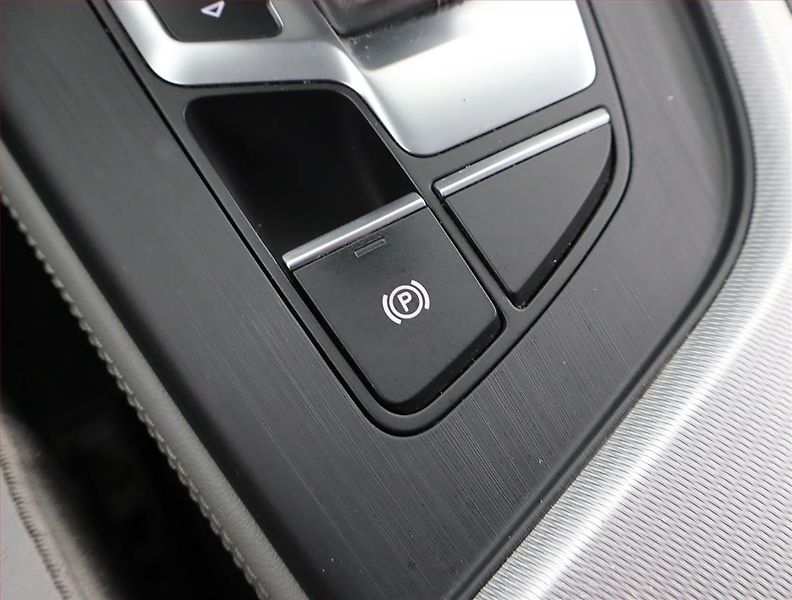 Audi A4 (2019) 40 TDI, Automat, Serv.kniha - fotka 21 z 23